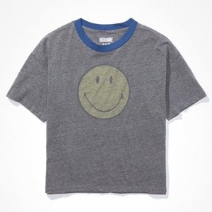 American Eagle Smiley Graphic Tshirt 